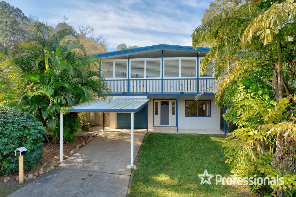 4 WALLAROY CT, FERNY HILLS, QLD 4055