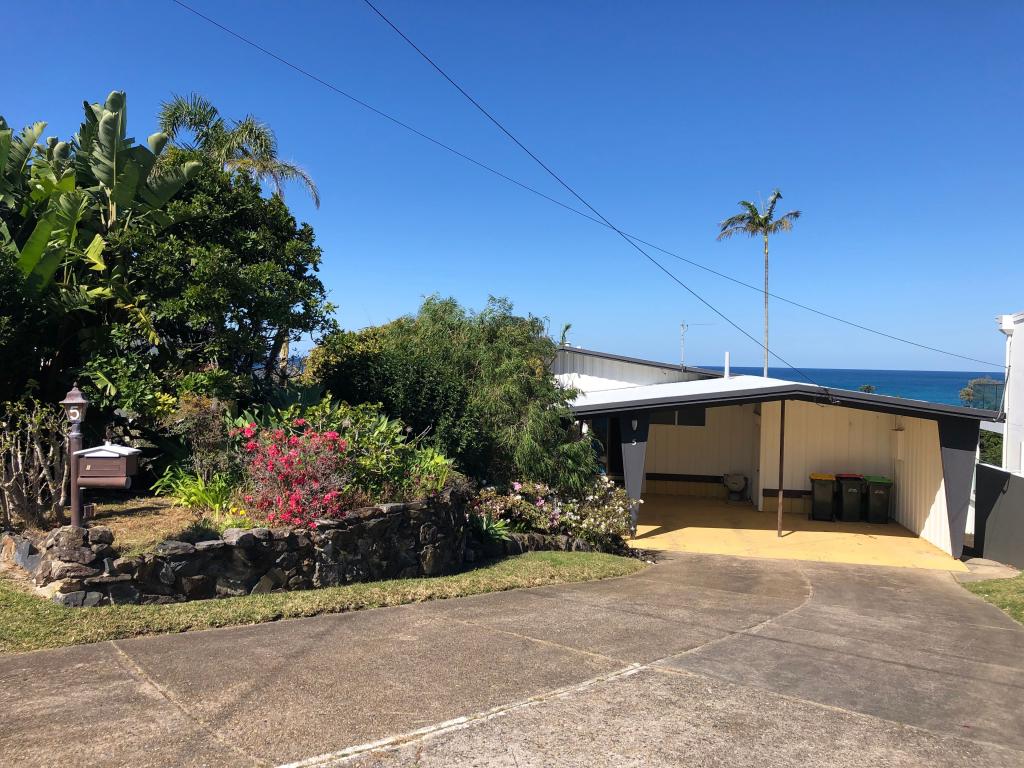 5 Sapphire Cres, Sapphire Beach, NSW 2450