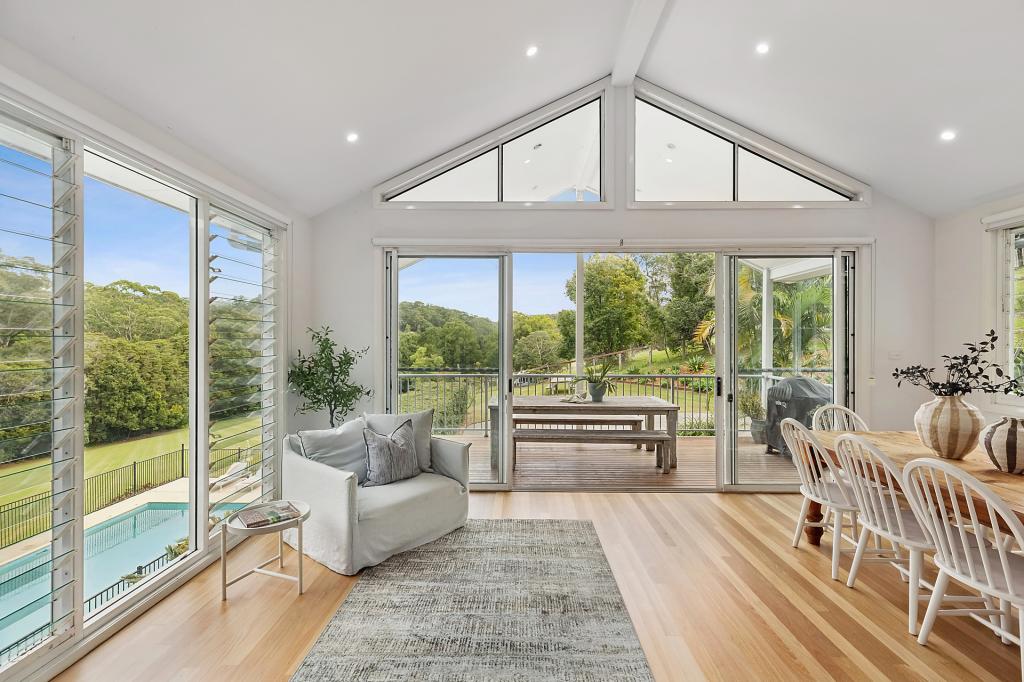 16 Brooks Hill Lane, Wamberal, NSW 2260