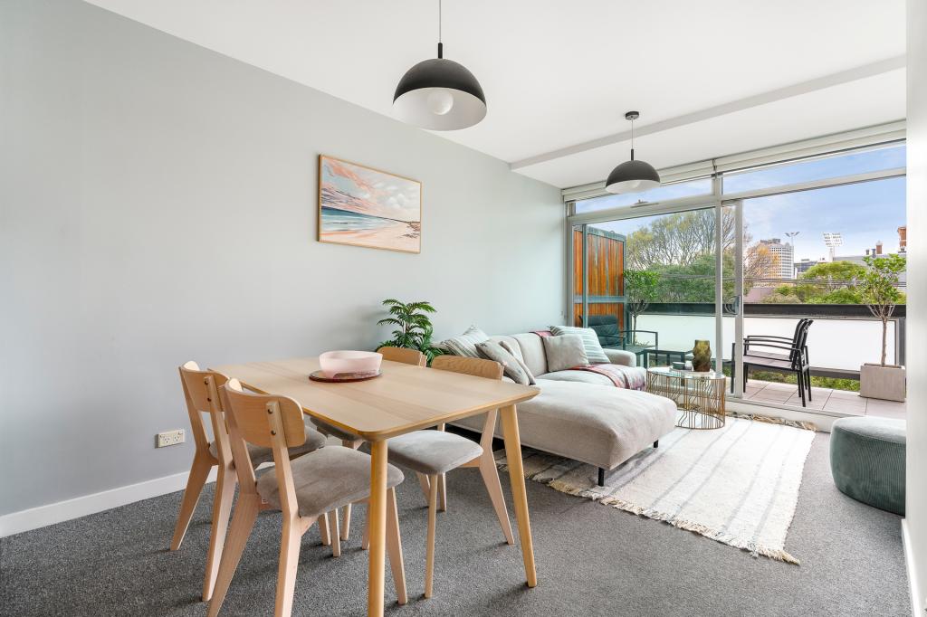 27/352 CANTERBURY RD, ST KILDA, VIC 3182