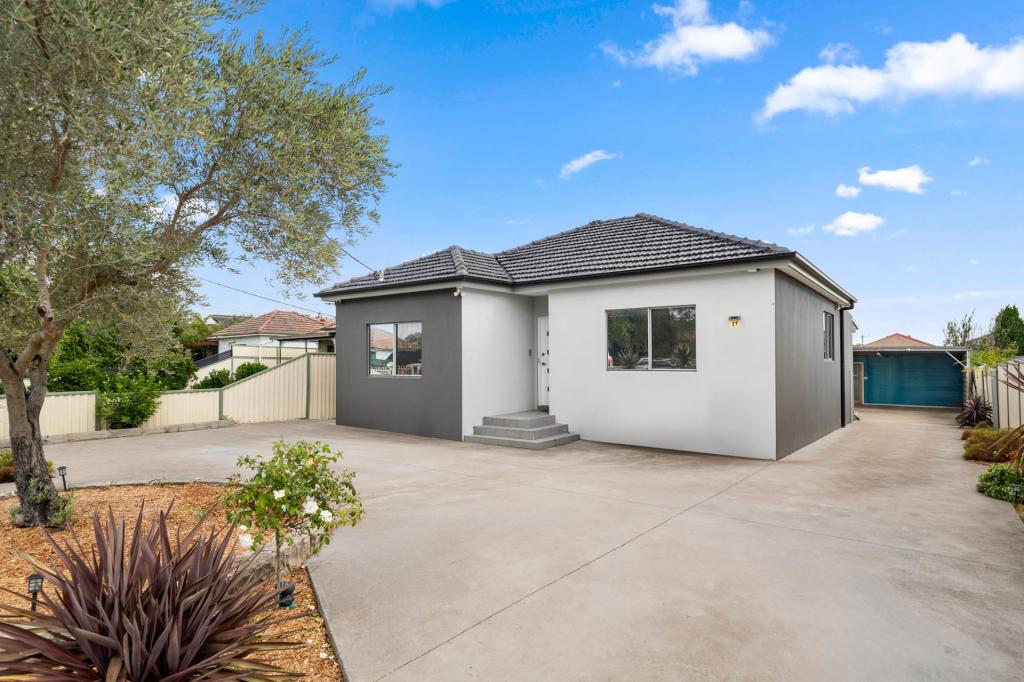 27 Morven St, Old Guildford, NSW 2161