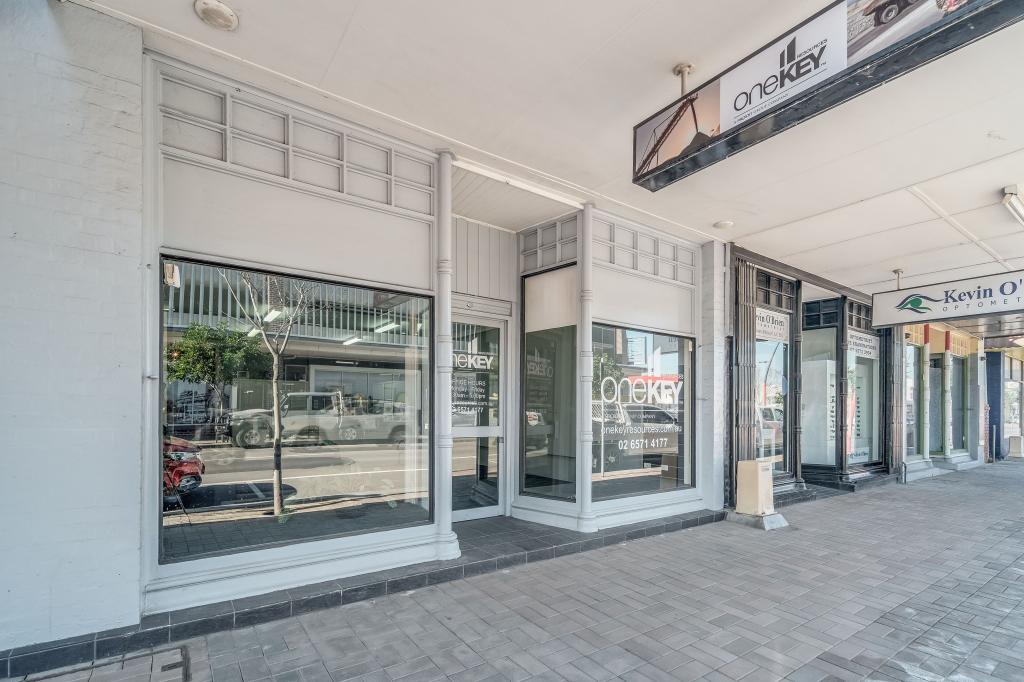 75 John St, Singleton, NSW 2330