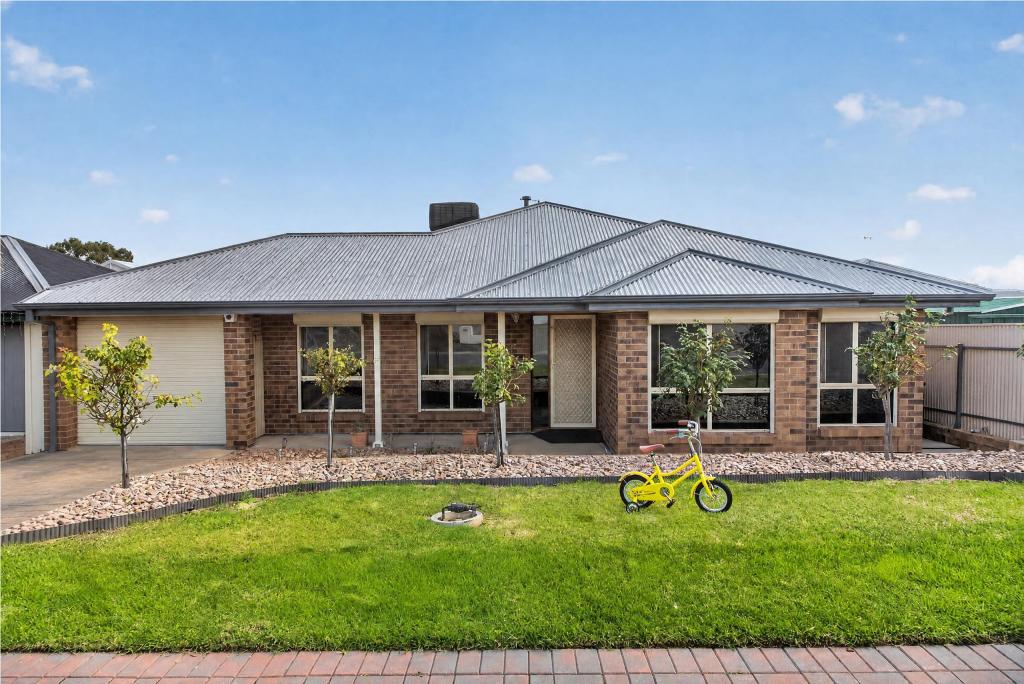 25 Camelot Dr, Blakeview, SA 5114