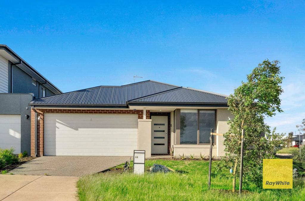 66 SURROUND CCT, BONNIE BROOK, VIC 3335