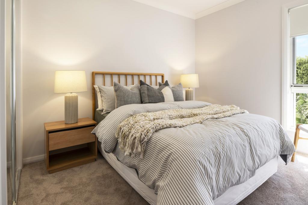 8 RYE ST, GILEAD, NSW 2560