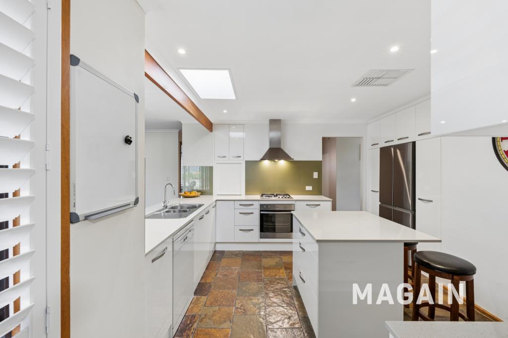 15 Simpson Ct, Morphett Vale, SA 5162