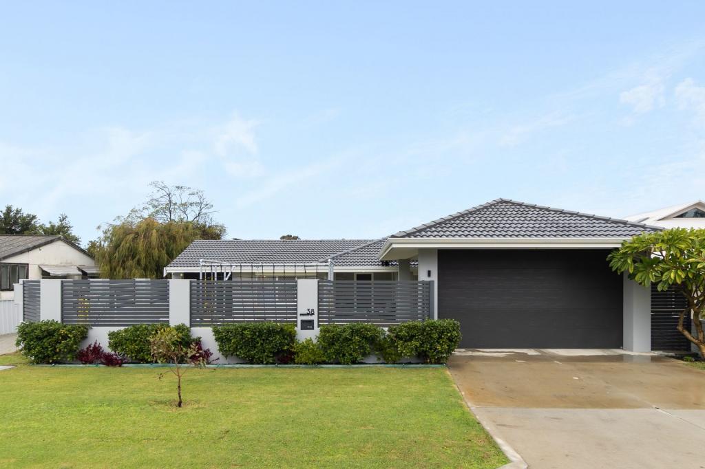 38 Robinson Rd, Morley, WA 6062