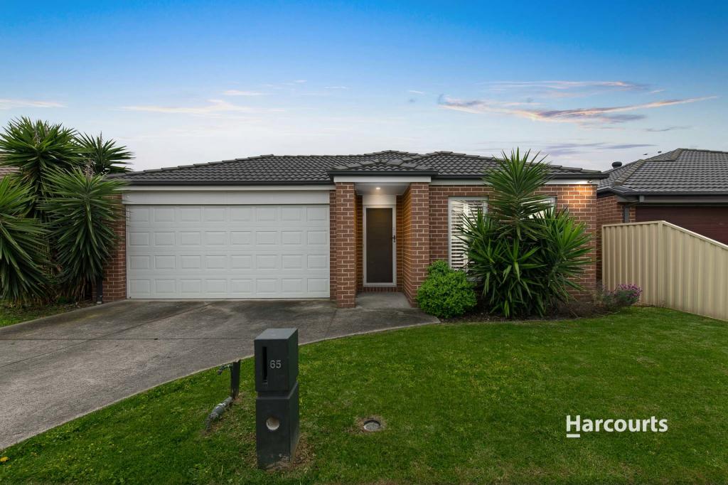 65 Blue Horizons Way, Pakenham, VIC 3810
