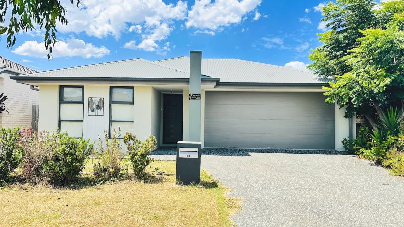 40 Mount Mee St, Park Ridge, QLD 4125