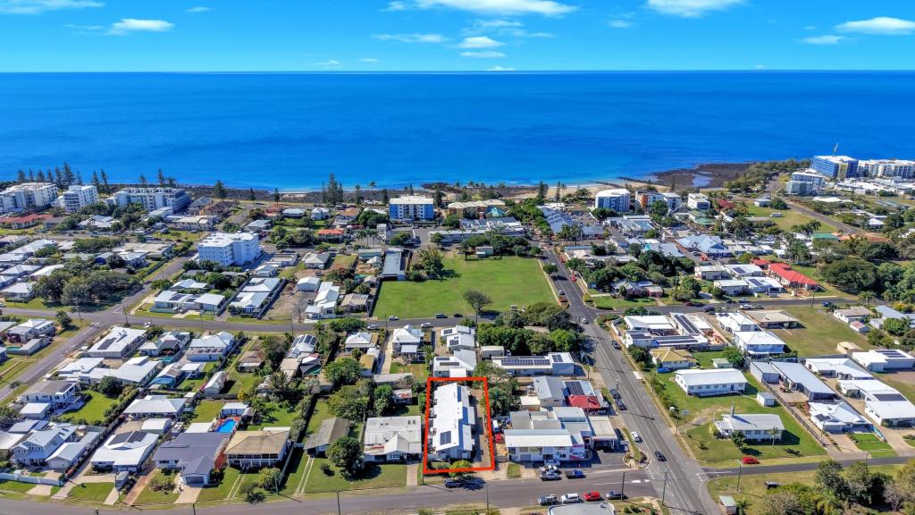 4/12 TANNER ST, BARGARA, QLD 4670
