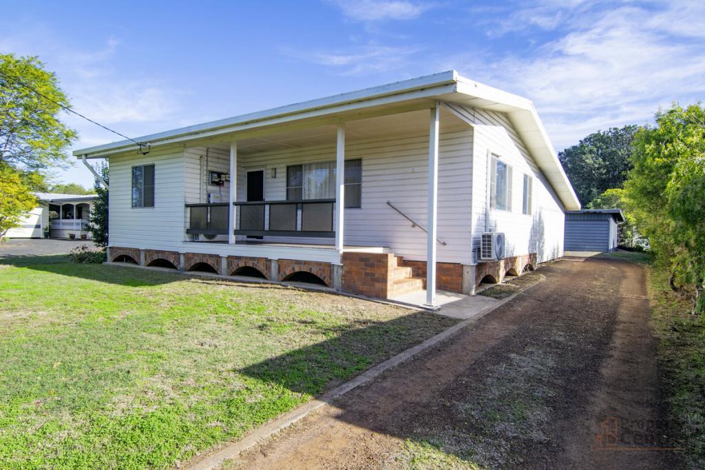 10 ADCOCK ST, DALBY, QLD 4405