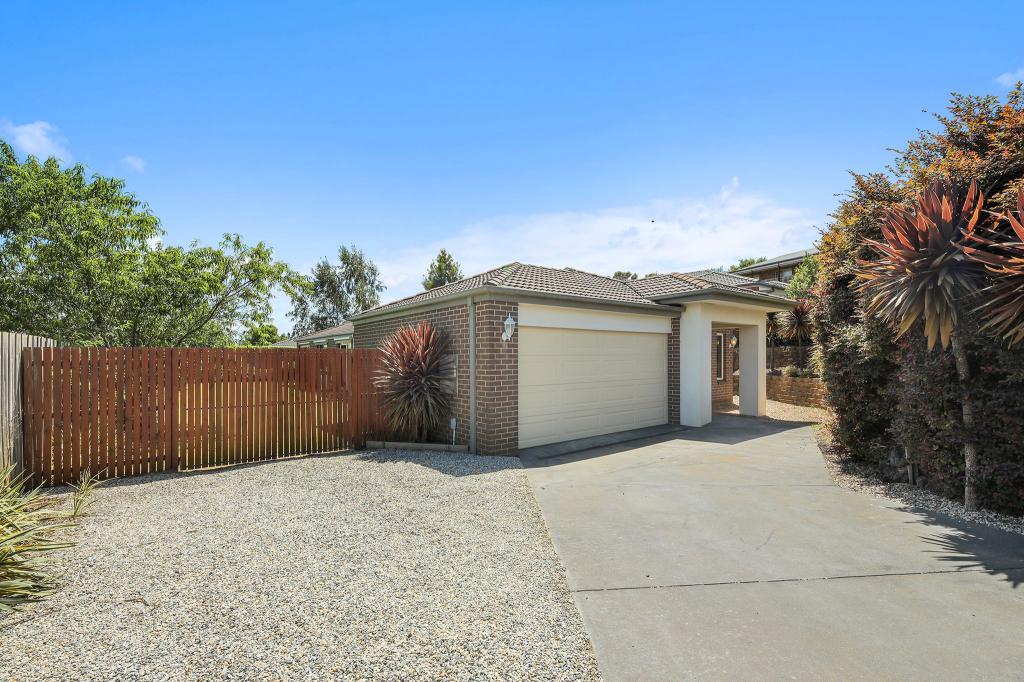 26 Hatfield Dr, Drouin, VIC 3818