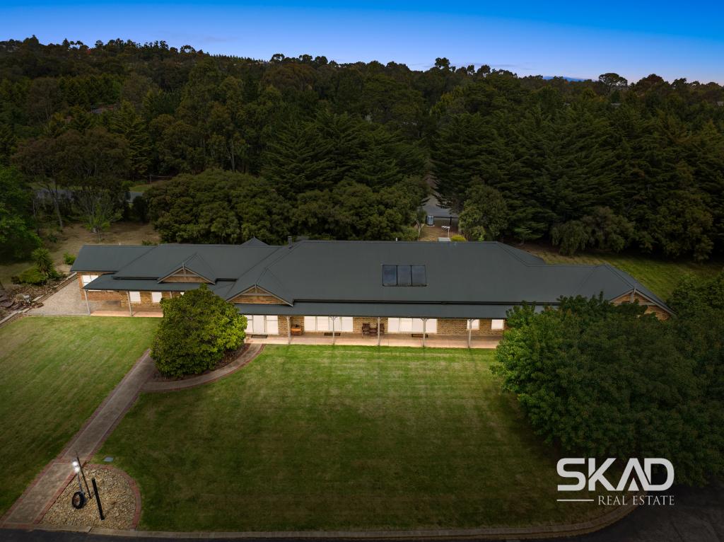 40 Captain Pearson Dr, Mickleham, VIC 3064