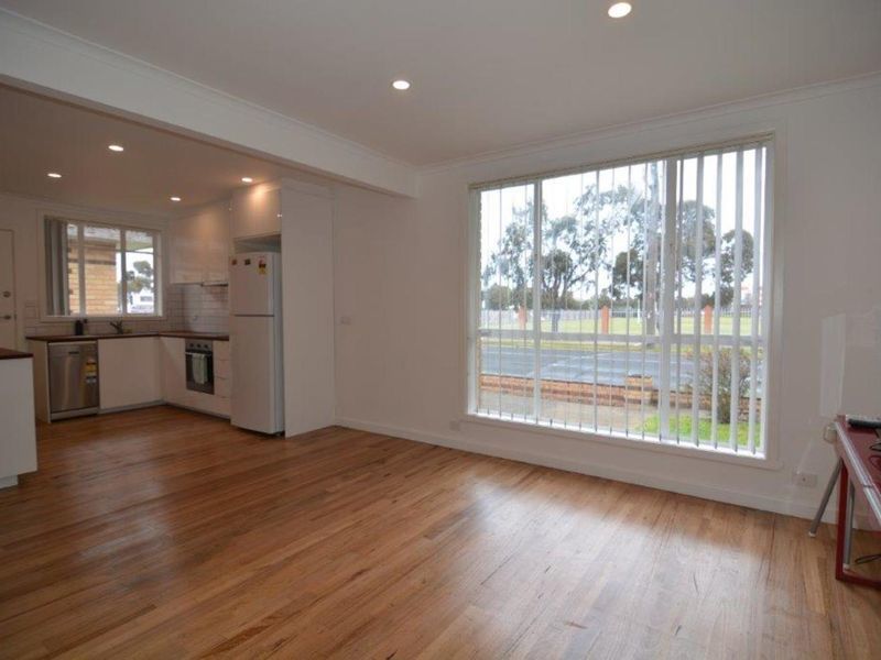 4/414 BLACKSHAWS RD, ALTONA NORTH, VIC 3025