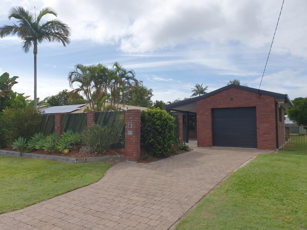 19 Pandanus Ave, Coolum Beach, QLD 4573
