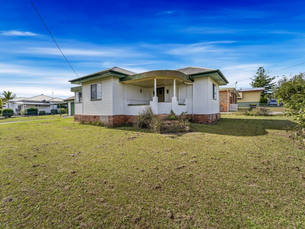 158 Cambridge St, Granville, QLD 4650