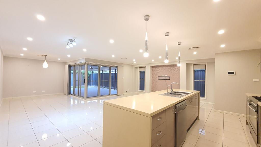 180 PRINCES ST, RIVERSTONE, NSW 2765