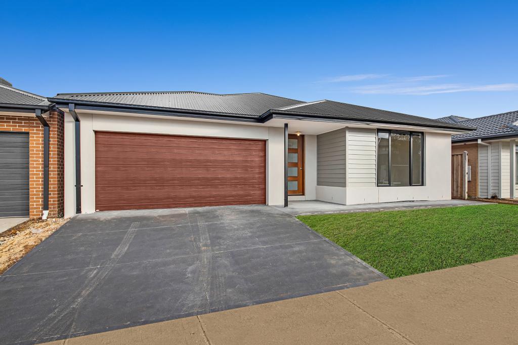 90 Shelterbelt Ave, Weir Views, VIC 3338