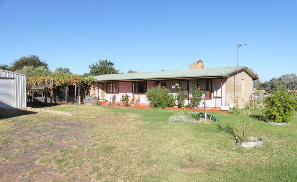10 Darling Ave, Cowra, NSW 2794