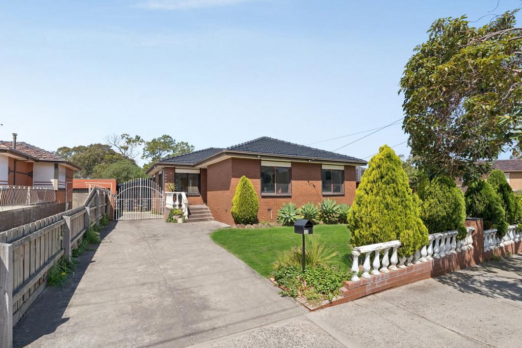 12 MOUNTBATTEN CT, RESERVOIR, VIC 3073