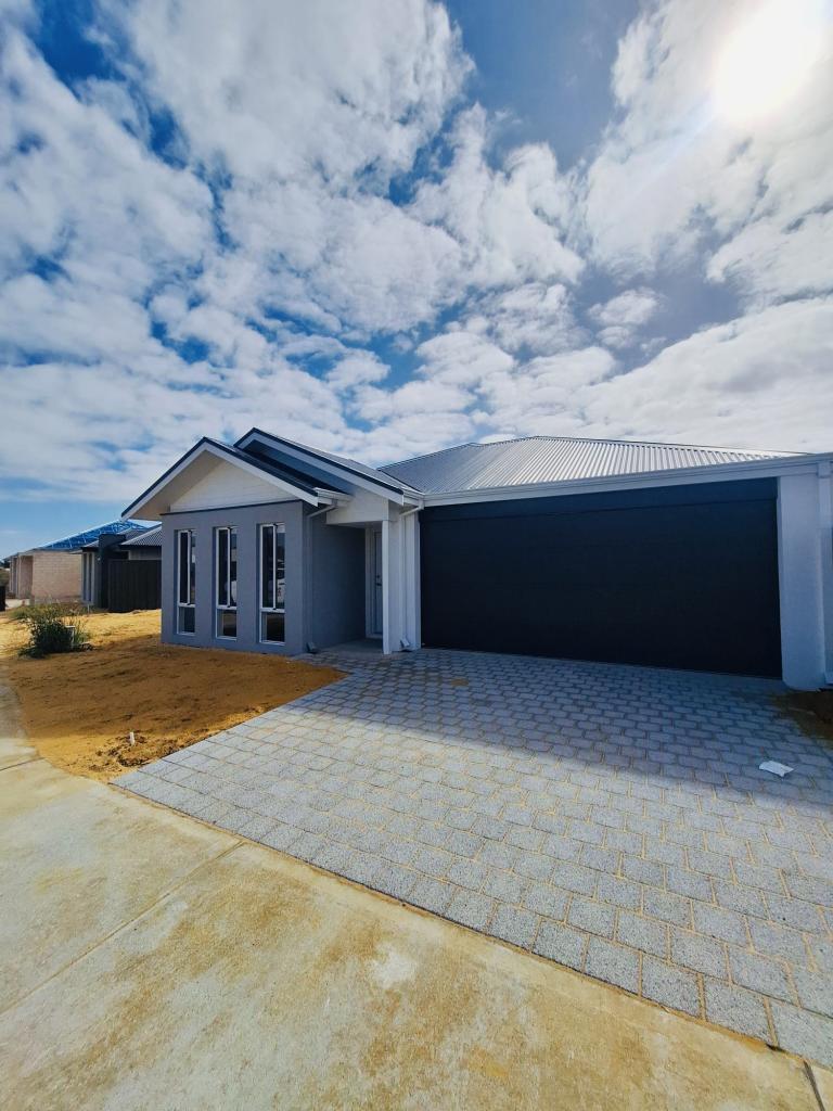 21 SHEBELLE WAY, HILBERT, WA 6112