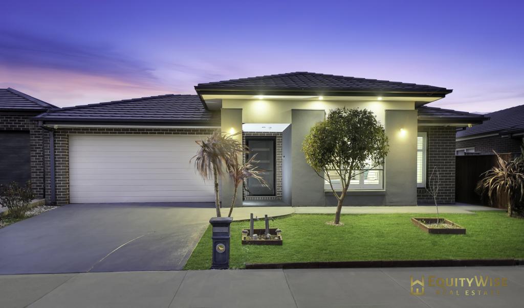 33 Bertie St, Manor Lakes, VIC 3024