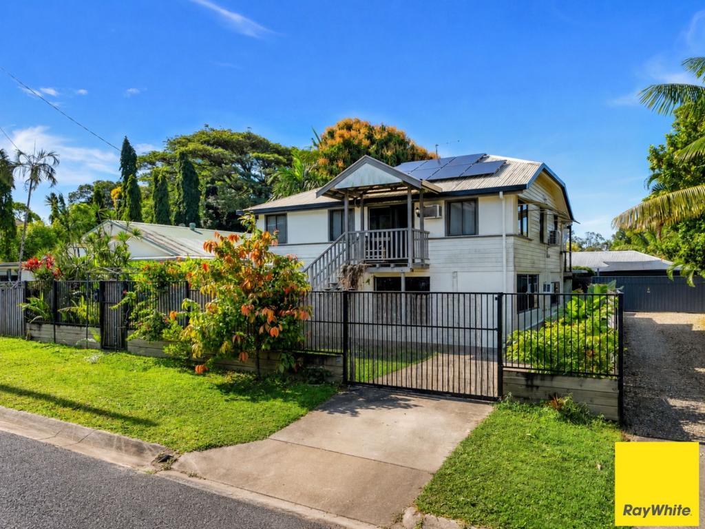 108a Callaghan St, Mooroobool, QLD 4870