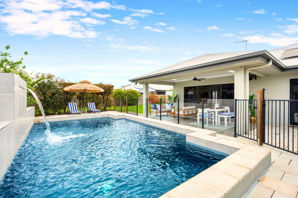 5 Ashmore Cres, Burdell, QLD 4818