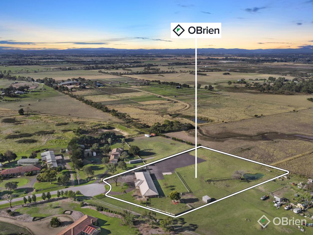 4 Pivato Ct, Cannons Creek, VIC 3977