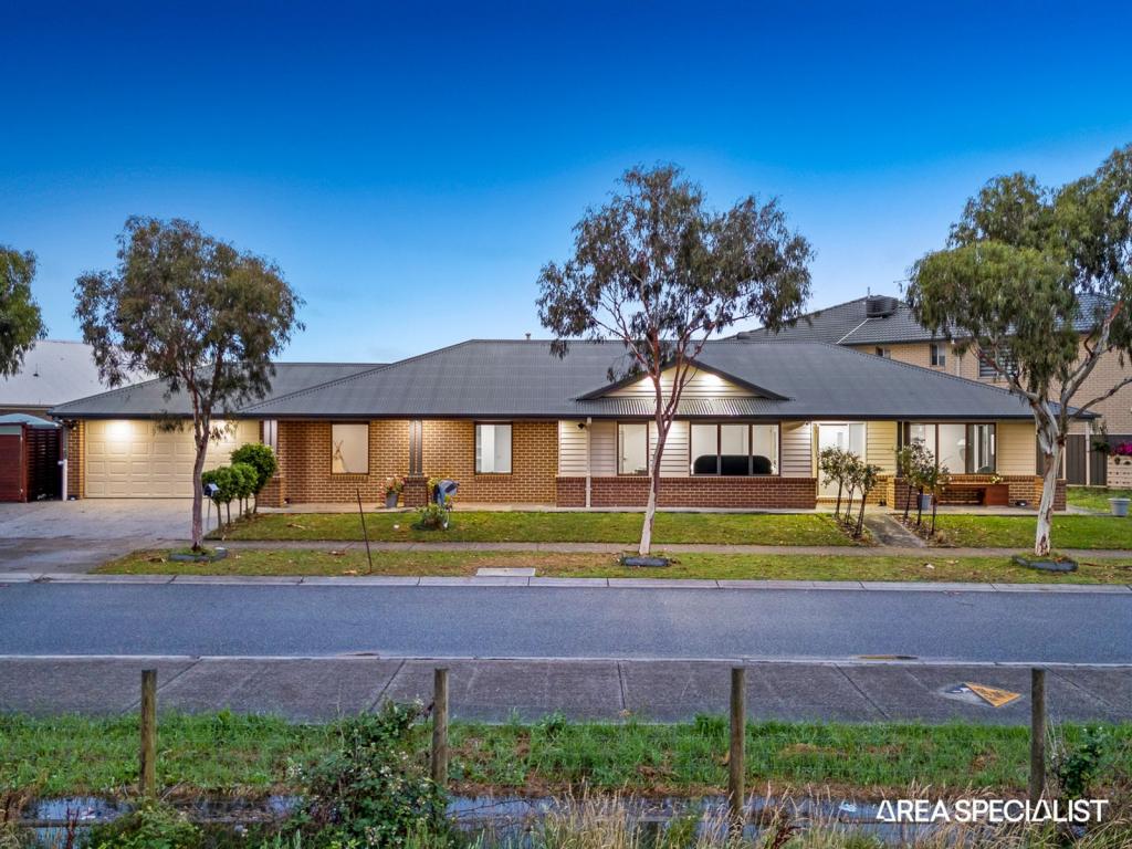 16 Banjo Cct, Lynbrook, VIC 3975