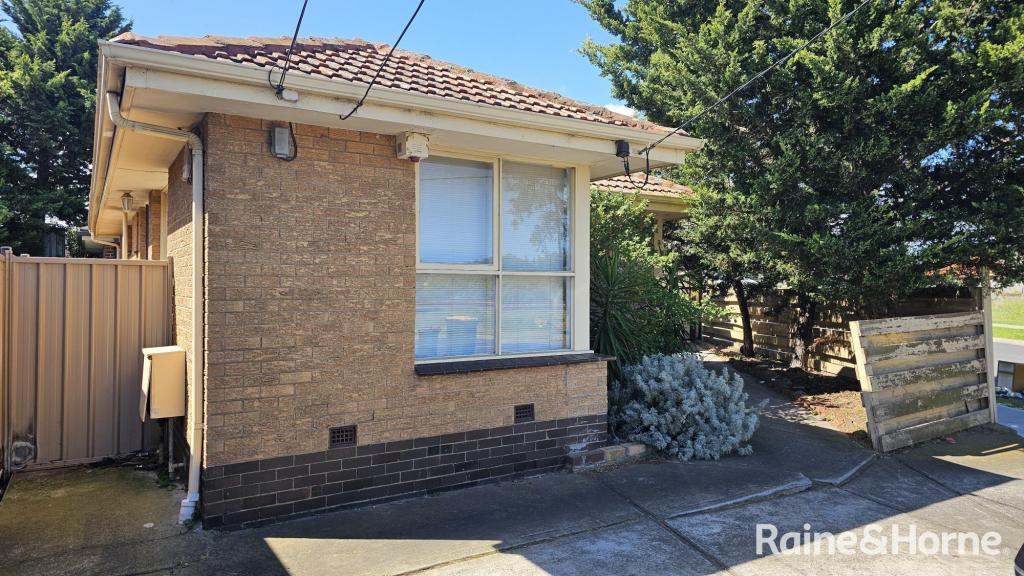 26 Dunkeld Ave, Sunshine North, VIC 3020