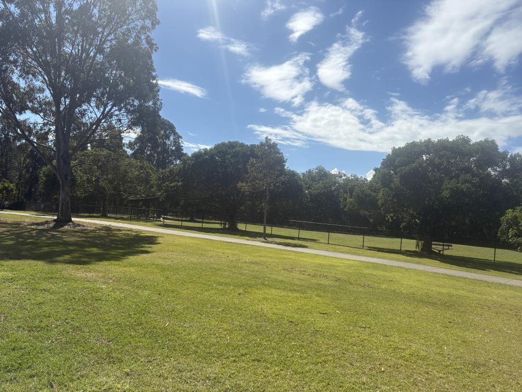 43 Thomas St, Birkdale, QLD 4159