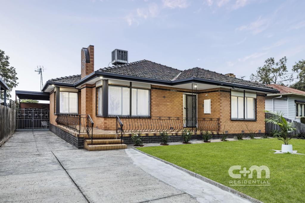 19 Fairleigh St, Glenroy, VIC 3046
