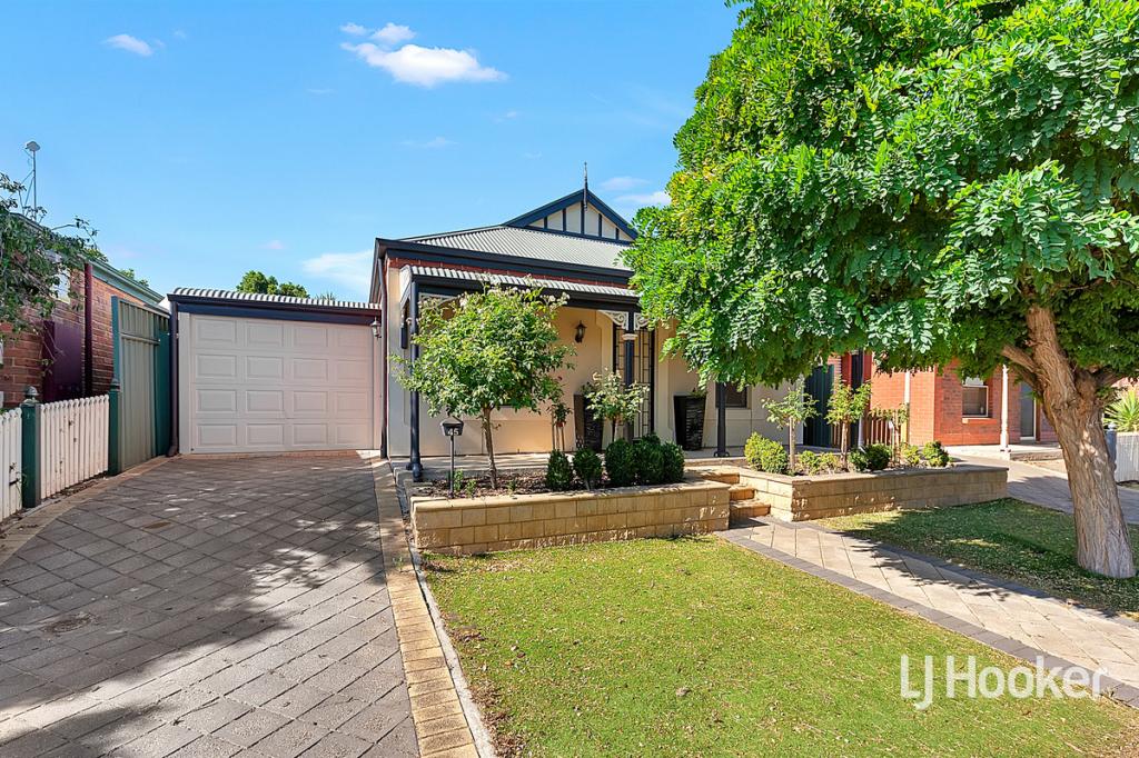 45 Mallard Cres, Mawson Lakes, SA 5095