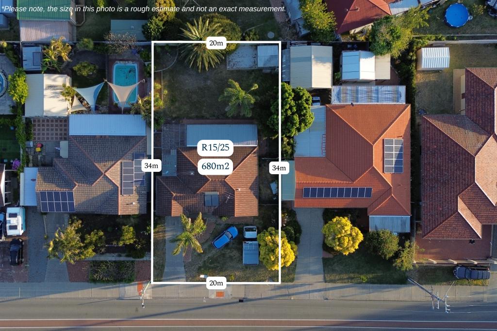 30 Strawberry Dr, Seville Grove, WA 6112