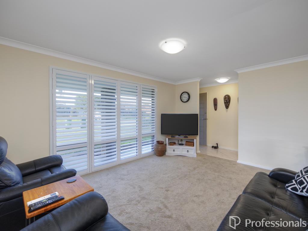 8 Palmer Cres, High Wycombe, WA 6057