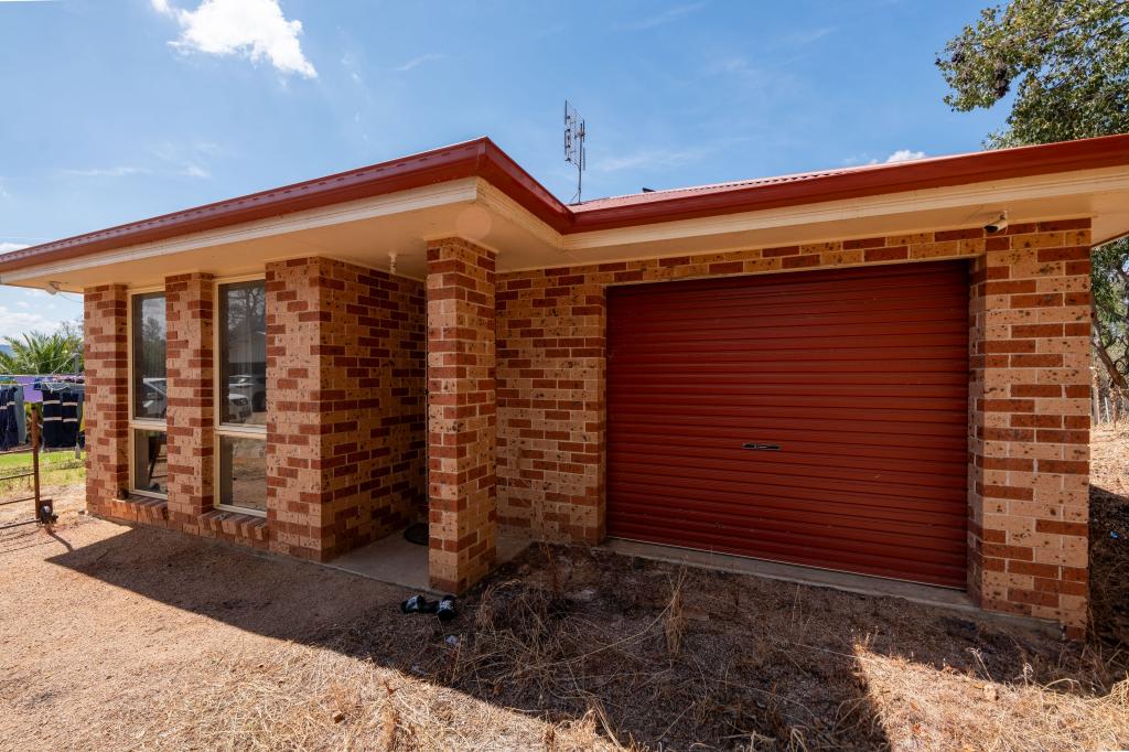 8 Sharp St, Eugowra, NSW 2806