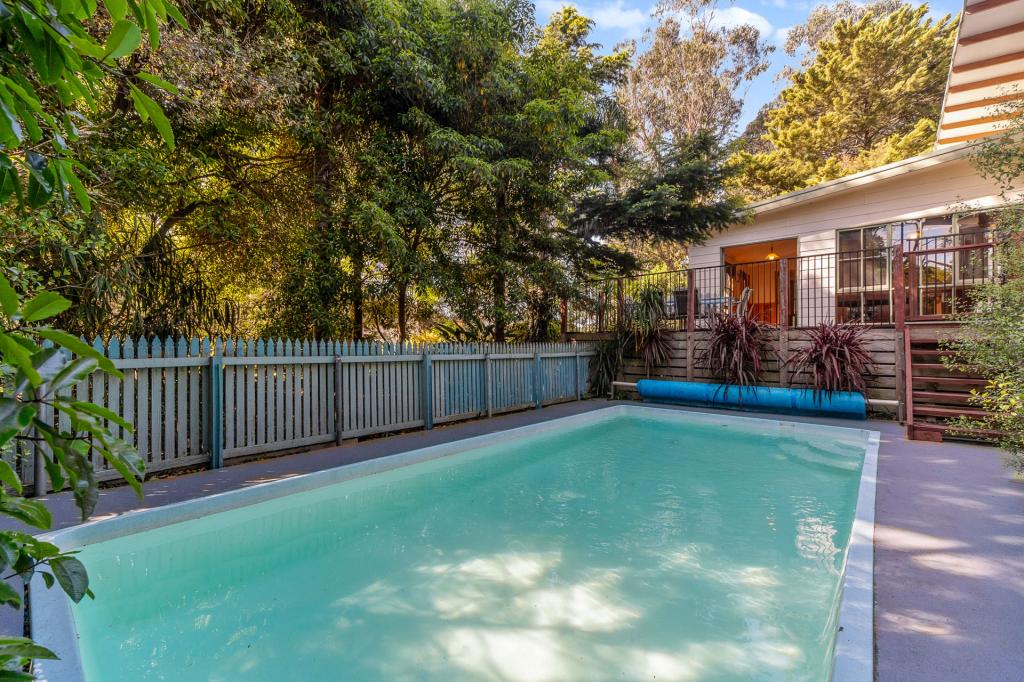 18 Erang Dr, Mount Eliza, VIC 3930