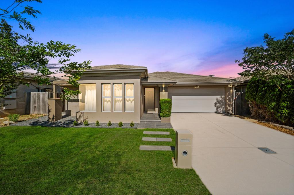 18 Blizzard Cct, Forde, ACT 2914