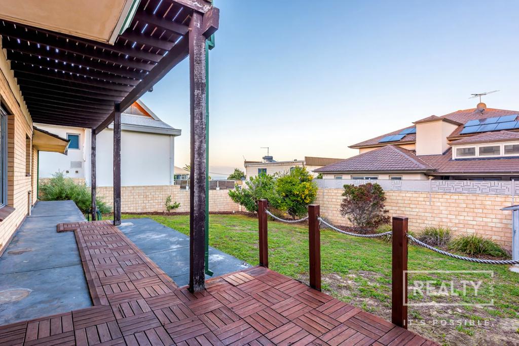 20 Floyd St, Trigg, WA 6029