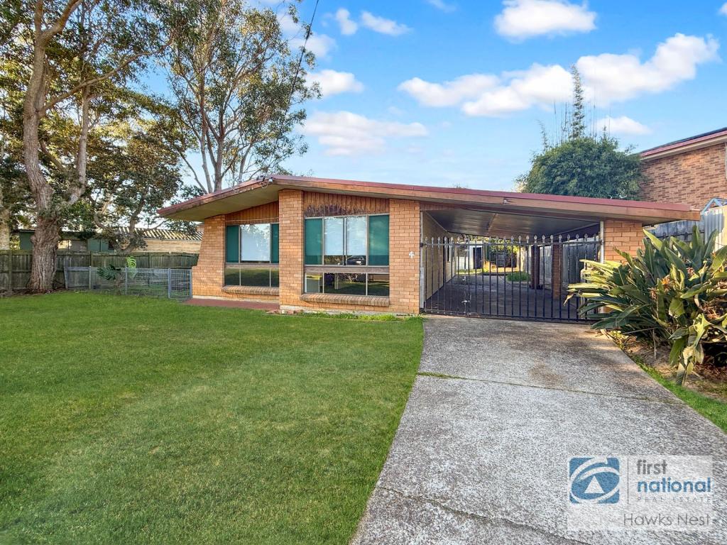 4 Karthena Cres, Hawks Nest, NSW 2324
