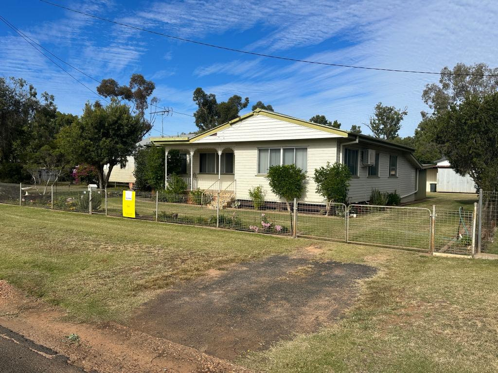 56 King St, Charleville, QLD 4470