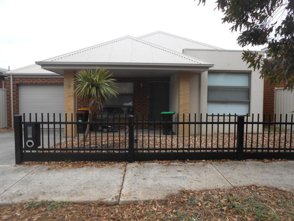 9 Etheridge Rise, Caroline Springs, VIC 3023