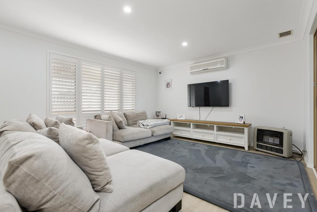 74 Highclere Bvd, Marangaroo, WA 6064
