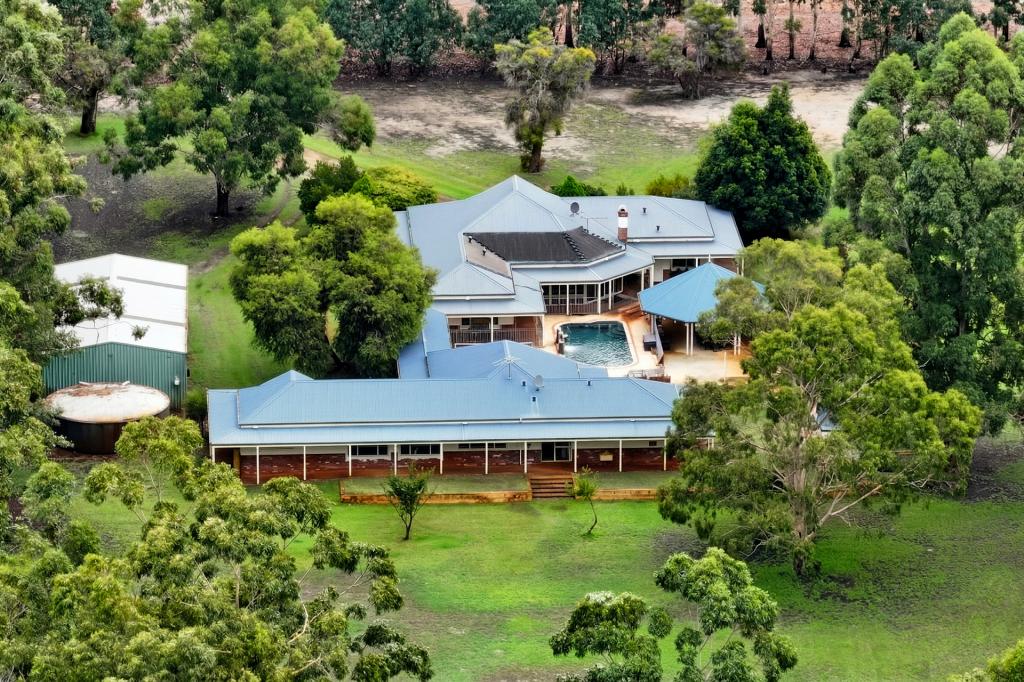 209 Kargotich Rd, Oakford, WA 6121