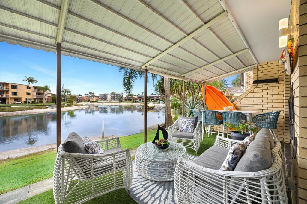 2/5 Goonawarra Dr, Mooloolaba, QLD 4557