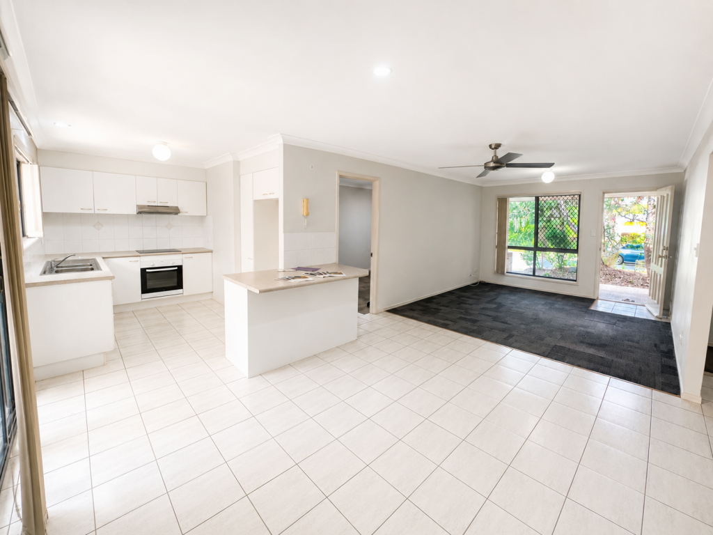 2/12 Edmondson St, Corinda, QLD 4075