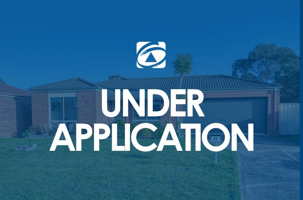 27 Balmaceda Ct, Berwick, VIC 3806