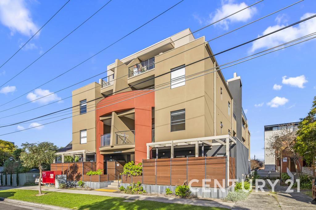 8/3 CLOSE AVE, DANDENONG, VIC 3175