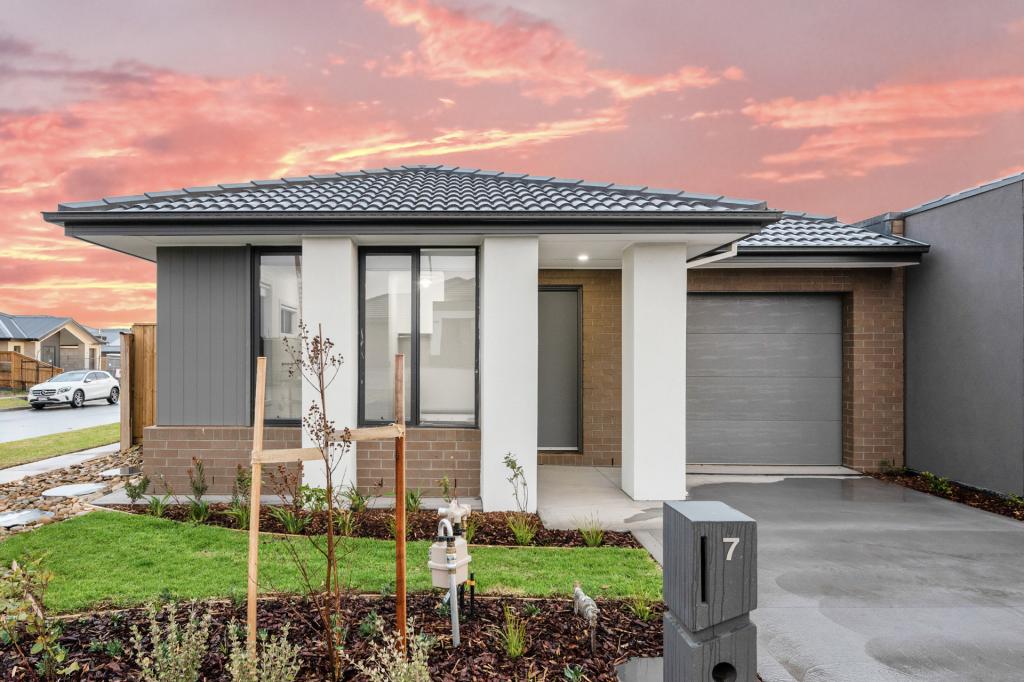 7 Marchador St, Bonnie Brook, VIC 3335